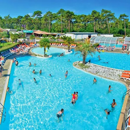 Campsite Mobil Xxl 4 - Camping Les Viviers Claouey