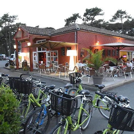 Mobil Xxl 4 - Camping Les Viviers Campsite